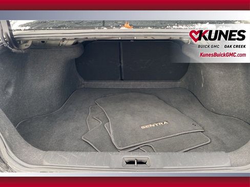 Used 2024 Nissan Sentra SV image 7