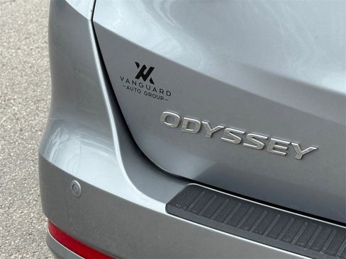 Used 2022 Honda Odyssey Touring image 5