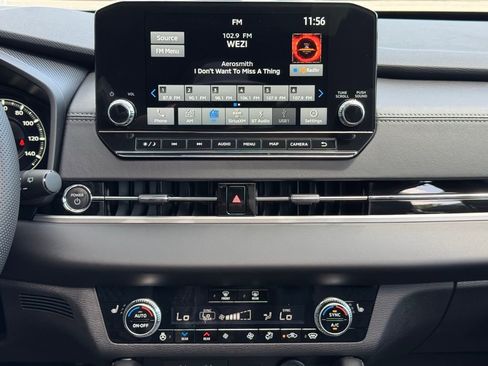 New 2025 Mitsubishi Outlander SEL Black Edition AWD/4WD image 20