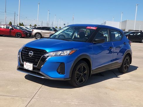Certified 2024 Nissan Kicks S image 12