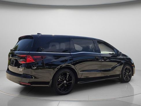 Certified 2024 Honda Odyssey Sport image 7