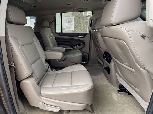 Used 2016 Chevrolet Suburban LTZ AWD/4WD image 38