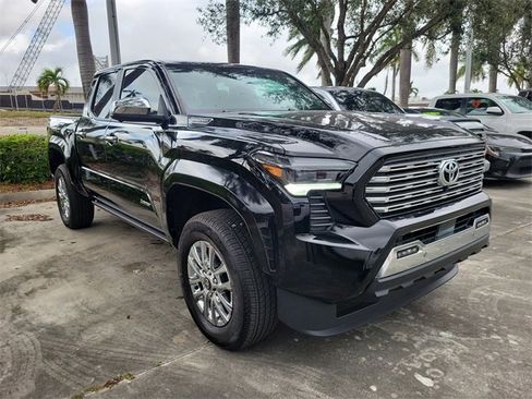 Used 2024 Toyota Tacoma Limited image 1