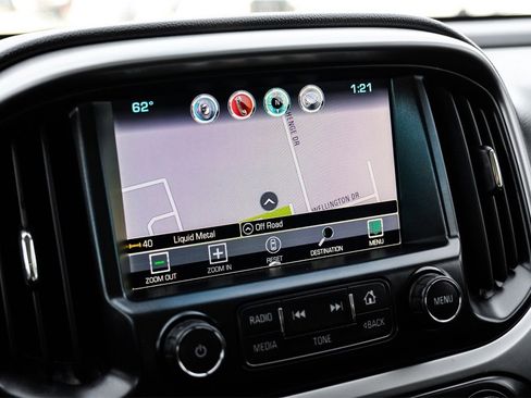 Used 2016 Chevrolet Colorado LT w/ LT Convenience Package image 17