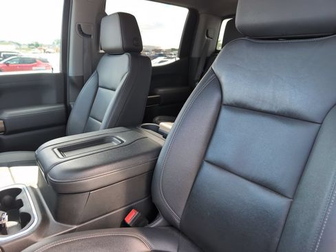 Used 2021 Chevrolet Silverado 1500 LT Trail Boss w/ Convenience Package II AWD/4WD image 14