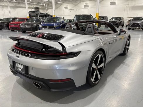 Used 2026 Porsche 911 Carrera RWD image 15