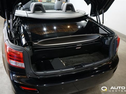 Used 2014 Lexus IS 250C RWD image 29