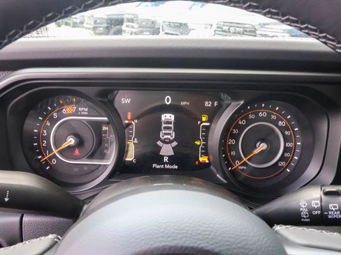 New 2027 Jeep Wrangler Unlimited Rubicon AWD/4WD image 25
