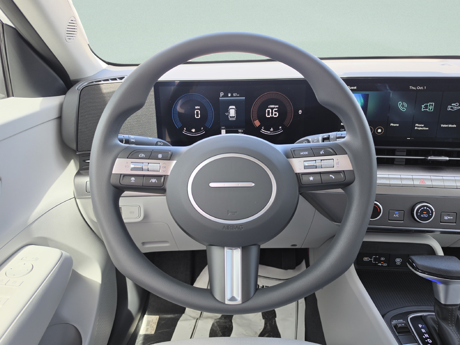 New 2027 Hyundai Kona SE FWD image 18