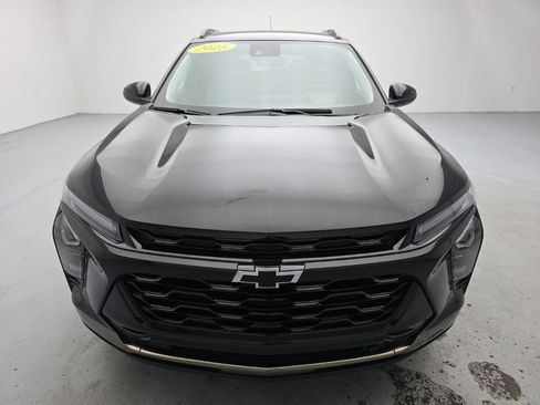 Used 2025 Chevrolet Trax ACTIV FWD image 5