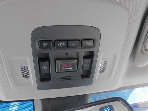 Used 2018 Toyota Camry XSE image 29