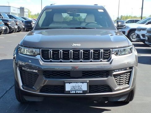 New 2026 Jeep Grand Cherokee Limited AWD/4WD image 22