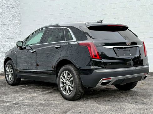 Certified 2022 Cadillac XT5 Premium Luxury image 5