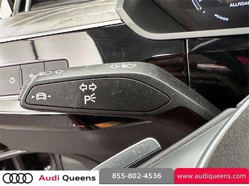 Used 2021 Audi e-tron Premium image 30