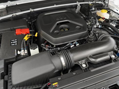 New 2026 Jeep Wrangler Unlimited Rubicon AWD/4WD image 37