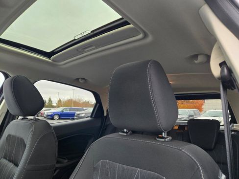 Used 2022 Ford EcoSport SE image 19