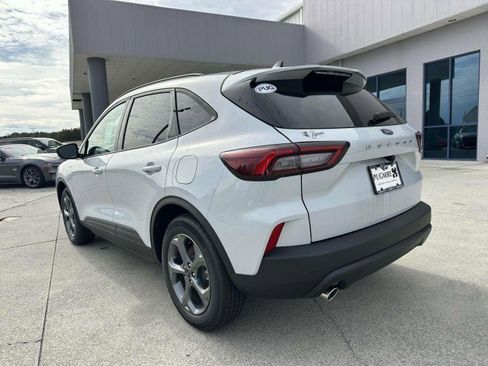 New 2025 Ford Escape Active w/ Tech Pack #1 image 8