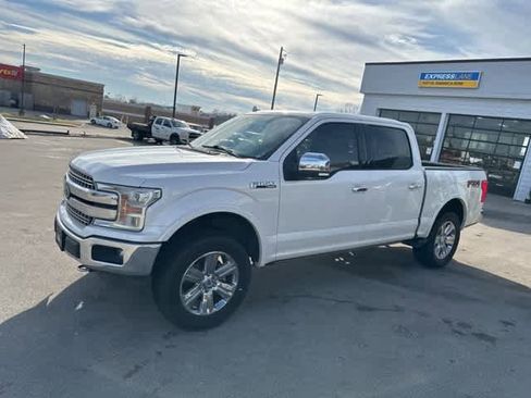 Used 2018 Ford F150 Lariat w/ Equipment Group 502A Luxury image 12