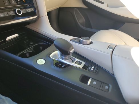 Used 2022 INFINITI QX50 Luxe image 27