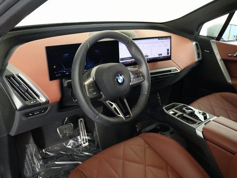 Used 2026 BMW iX xDrive60 w/ M Sport Package image 7