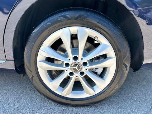 Used 2021 Mercedes-Benz C 300 4MATIC Sedan w/ Premium Package image 15