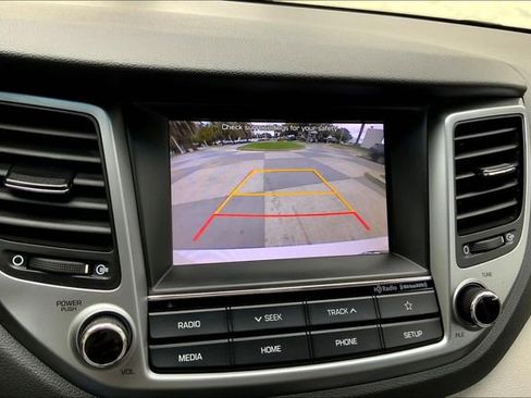 Used 2018 Hyundai Tucson SEL image 21