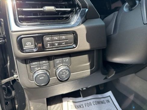 Used 2025 GMC Yukon Elevation w/ LPO, Elevation Black Package image 28