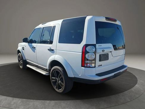 Used 2016 Land Rover LR4 HSE Silver Edition image 4