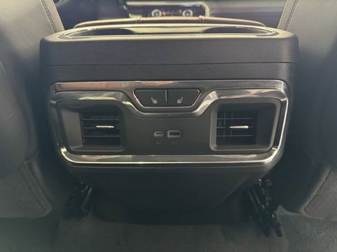 Used 2025 GMC Sierra 1500 Denali Ultimate image 16