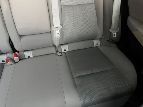 Used 2025 Nissan Rogue SV image 38