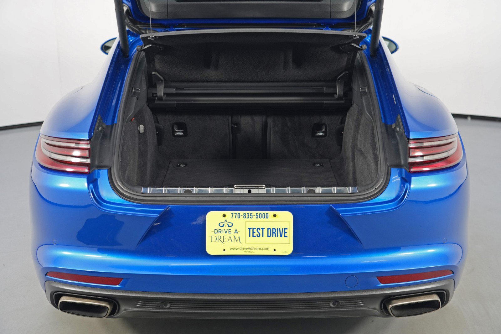 Used 2019 Porsche Panamera 4 Executive w/ Premium Package Plus AWD/4WD image 10