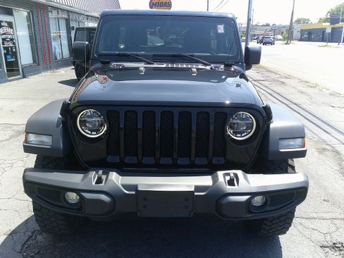 Used 2021 Jeep Wrangler Unlimited Sport image 9