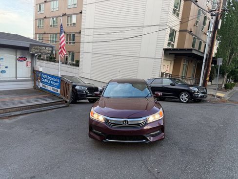 Used 2016 Honda Accord EX-L image 5