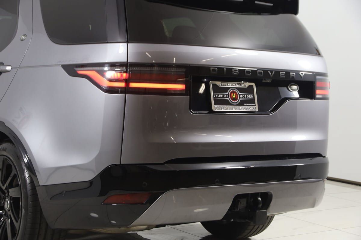 Used 2023 Land Rover Discovery S R-Dynamic AWD/4WD image 27