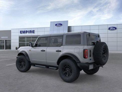 New 2026 Ford Bronco Badlands image 4