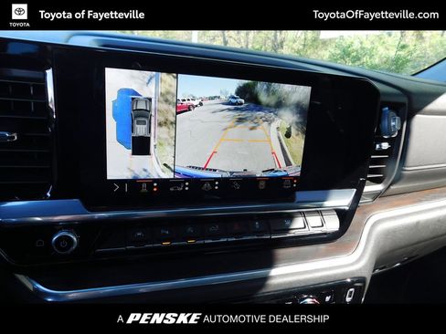 Used 2025 GMC Sierra 1500 SLT w/ SLT Premium Plus Package image 11