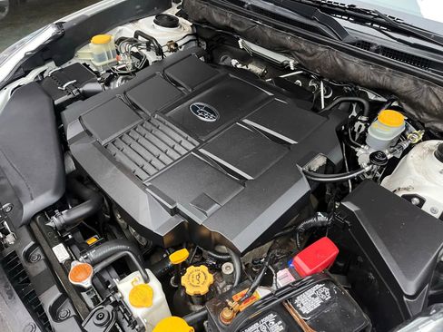 Used 2012 Subaru Outback 3.6R Limited w/ Moonroof Pkg image 31