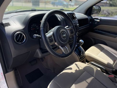 Used 2013 Jeep Compass Latitude image 23