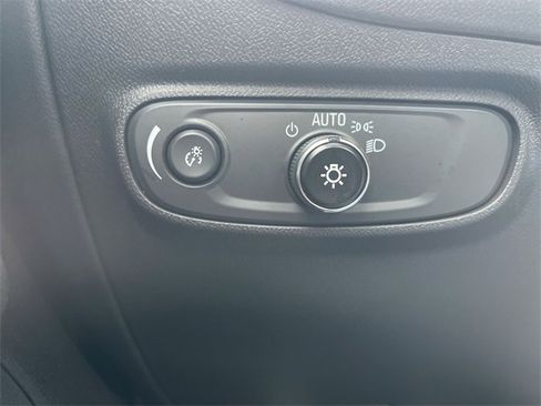 Certified 2024 Chevrolet Equinox RS w/ LPO, Floor Liner Package image 18