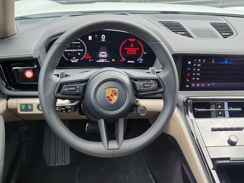 Certified 2026 Porsche Panamera 4 AWD/4WD image 28