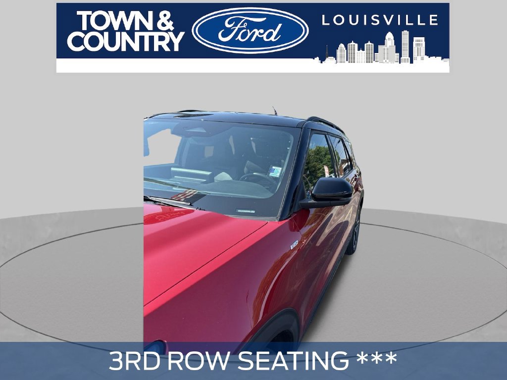 Used 2025 Ford Explorer ST-Line w/ Premium Package RWD image 3