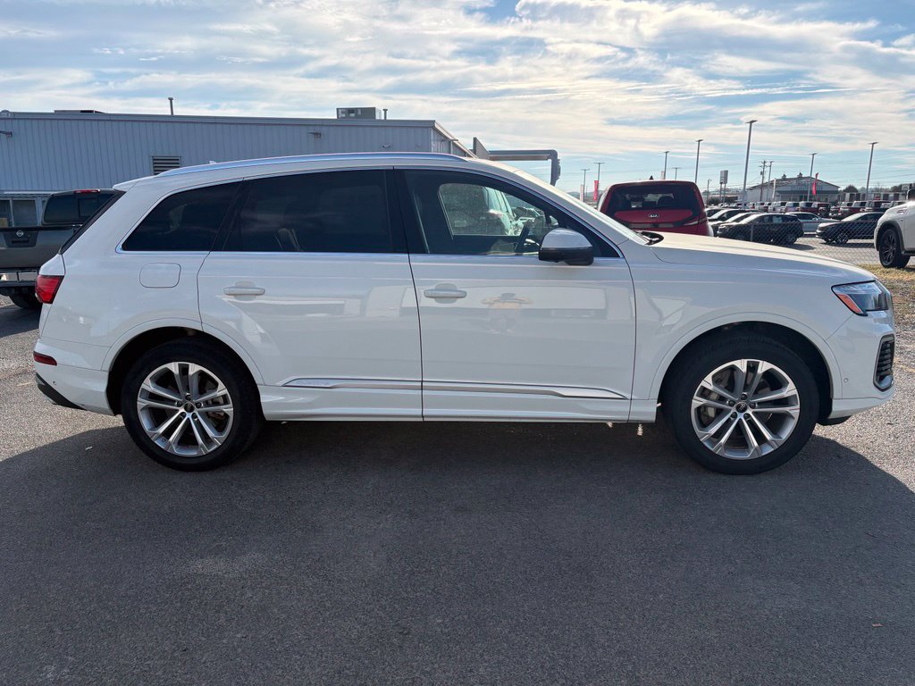Used 2025 Audi Q7 3.0T Premium Plus AWD/4WD image 4