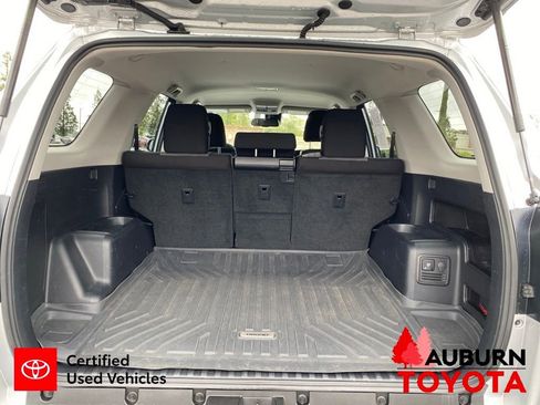 Used 2023 Toyota 4Runner SR5 AWD/4WD image 11