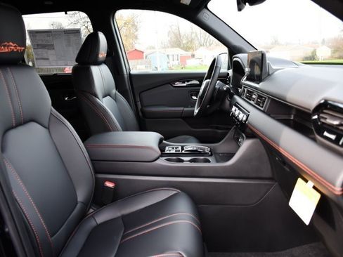 New 2025 Honda Pilot TrailSport image 35