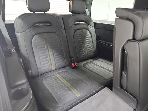 Used 2024 Rivian R1S Adventure AWD/4WD image 25