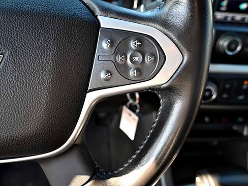 Used 2015 Chevrolet Colorado LT w/ LT Convenience Package image 19