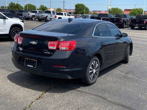 Used 2015 Chevrolet Malibu LT FWD image 2