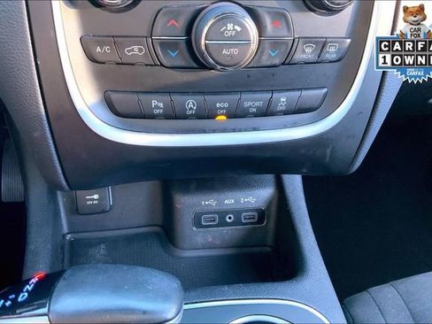 Used 2020 Dodge Durango SXT image 33