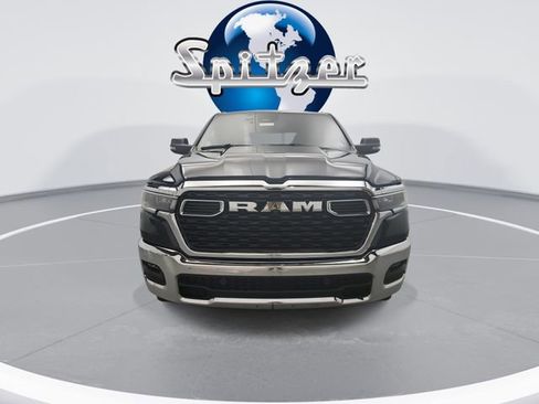 New 2025 RAM 1500 Big Horn AWD/4WD image 4