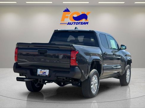 New 2026 Toyota Tacoma SR image 4